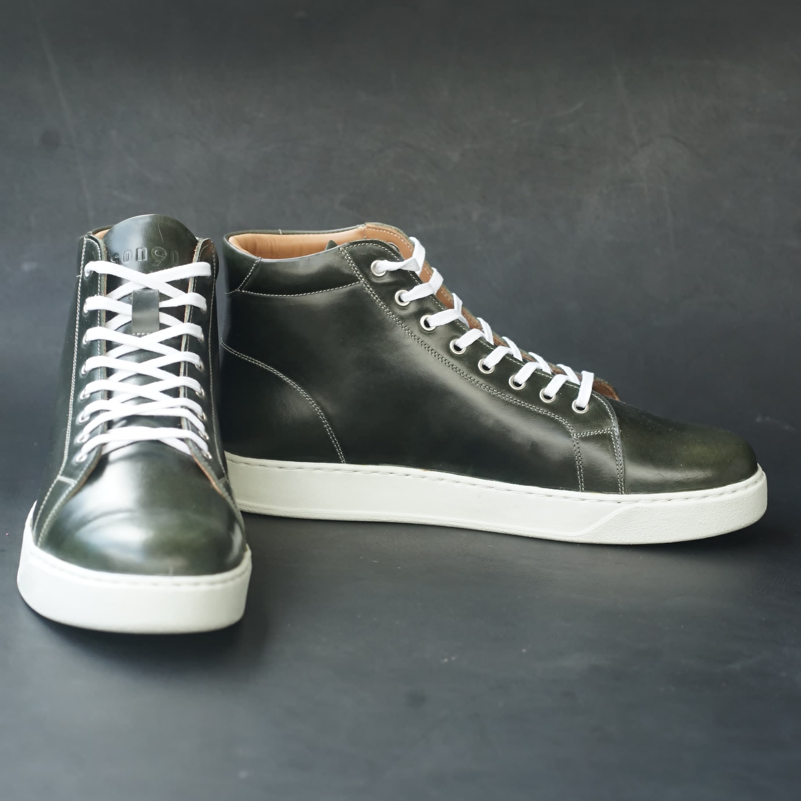 Songo High Top Rubber Sole Sneakers with Pull Up Leather